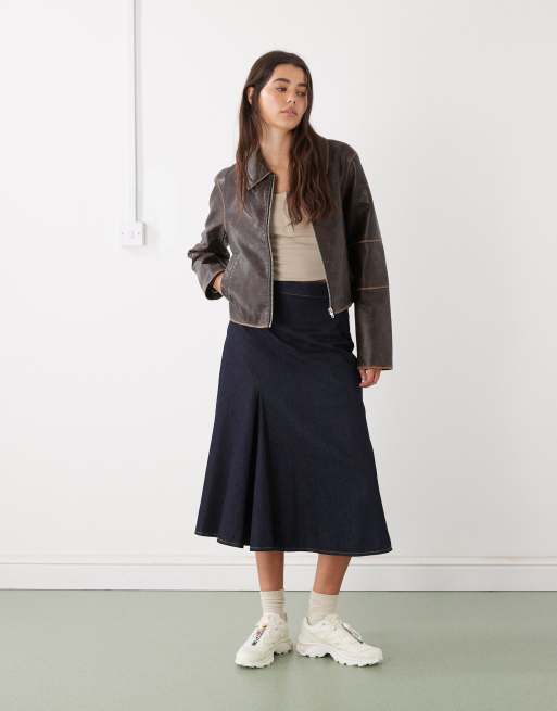 Noisy May boxy faux leather jacket in brown with contrast detail, 3 of 4