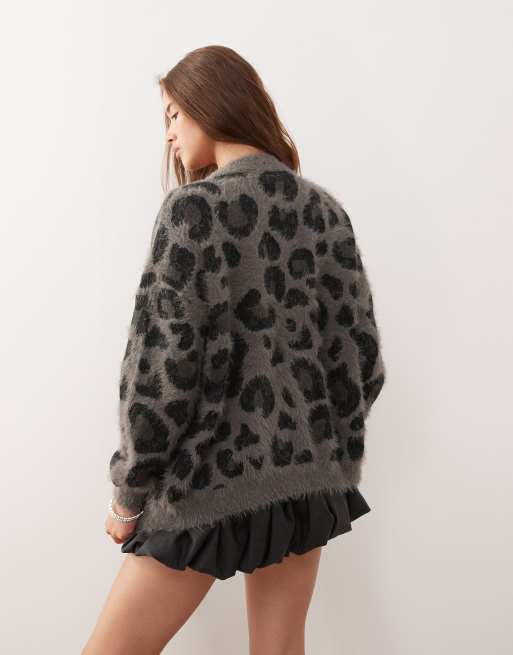 Noisy May brushed knit leopard cardigan in gray