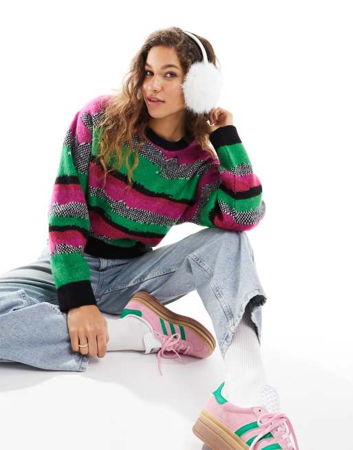 Noisy May – Bunter gemusterter Pullover mit U-Boot-Ausschnitt