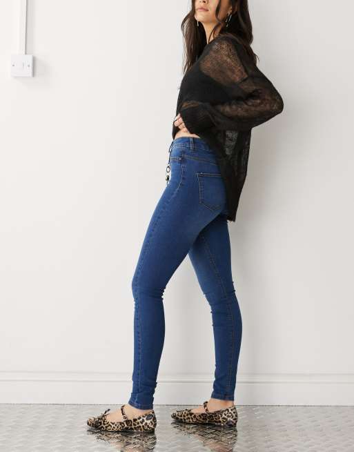 Noisy May – Callie – Jeans mit engem Schnitt und hohem Bund in verwaschenem Mittelblau, 3 von 5