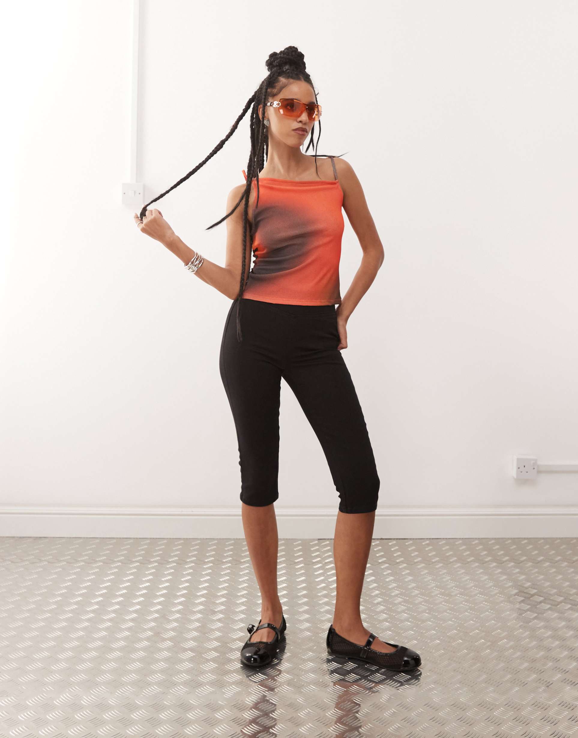 noisy may capri pants in black