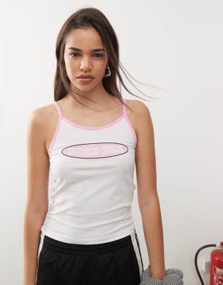 contrast trim cami top with world tour print in white