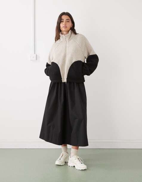 Noisy May - Cremehvid og sort fleece - view 1