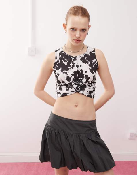 Noisy May - Crop top met gedraaide voorkant in koeienprint - view 1