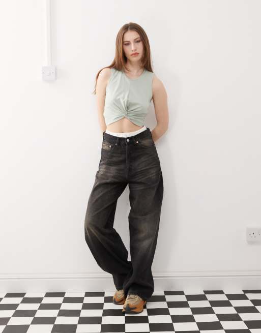 Noisy May - Crop top met gedraaide voorkant in vaalsaliegroen, 2 van 4