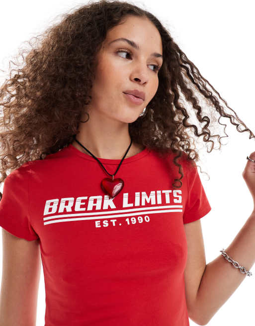 Noisy May - Crop top rosso con stampa stile racing