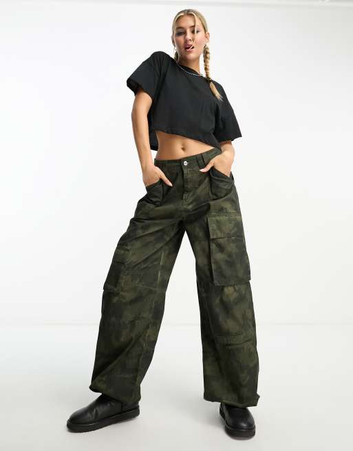 Noisy May cropped t-shirt in black