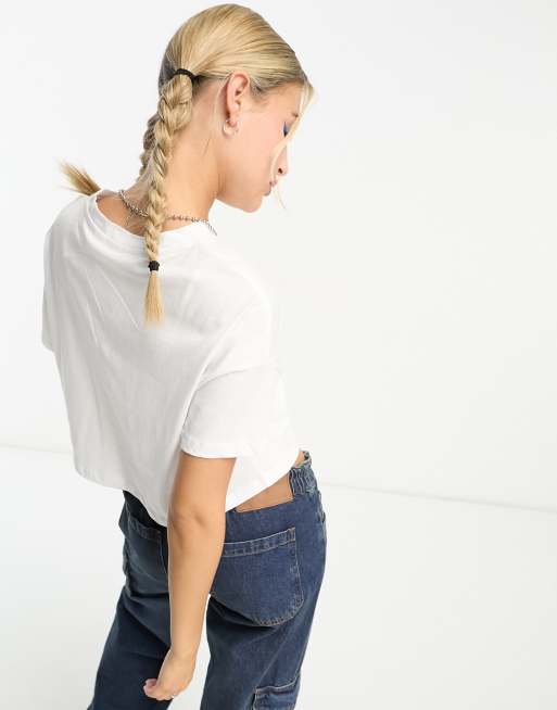 Noisy May cropped T-shirt in white, 3 of 4