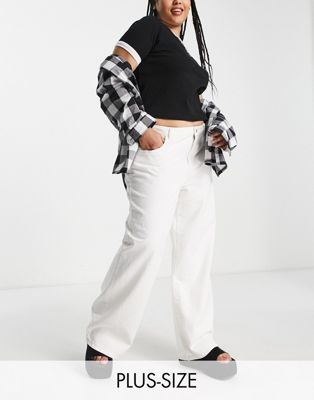 Noisy May Curve Amanda wide leg jeans in white