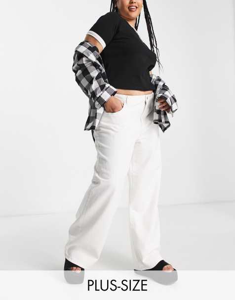 Noisy May Curve Amanda wide leg jeans in white - view 1