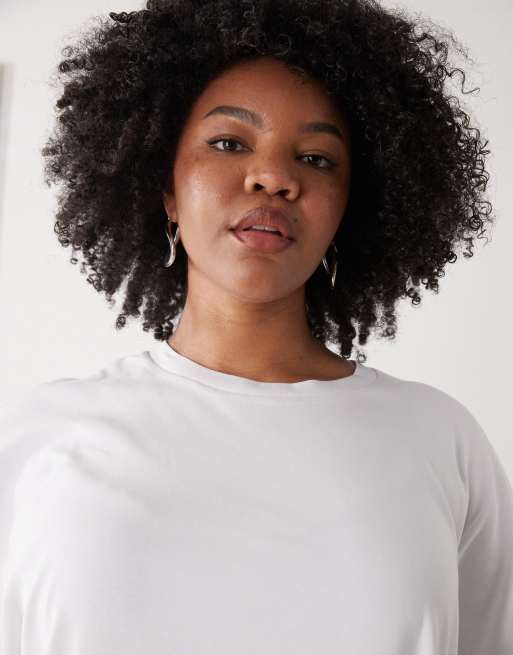 Noisy May Curve boxy t-shirt dress in white, 3 of 4