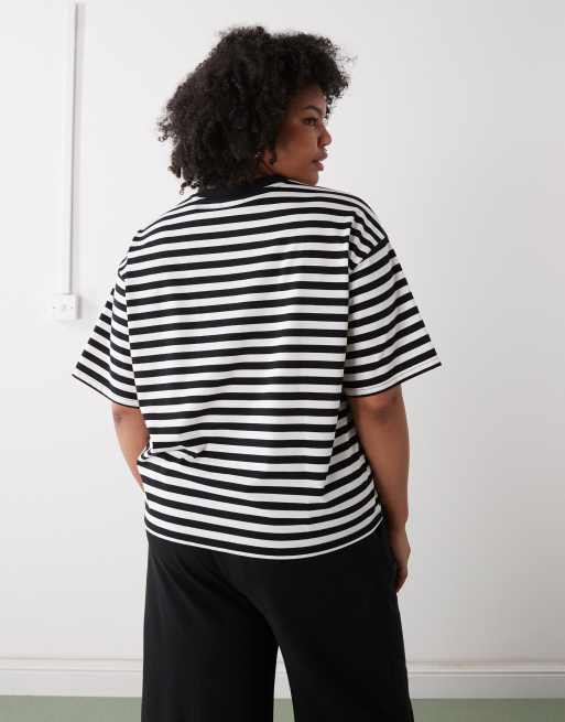 Noisy May Curve boxy tee in black stripe, 3 of 4