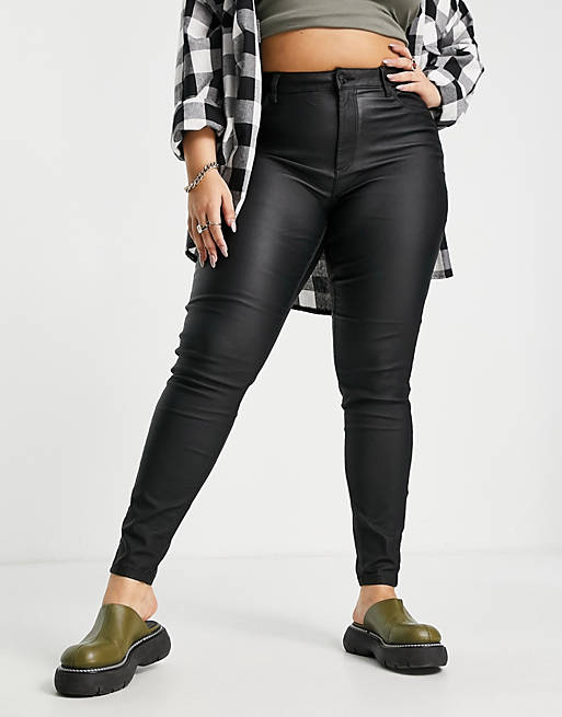 Women Noisy May Curve Callie coated skinny jean in black 