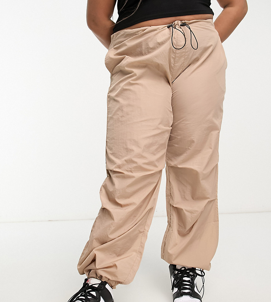 Noisy May Curve cargo trousers in beige-Neutral