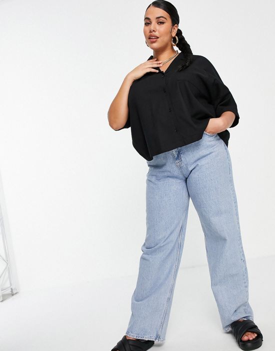 https://images.asos-media.com/products/noisy-may-curve-cropped-linen-shirt-set-in-black/23623547-4?$n_550w$&wid=550&fit=constrain