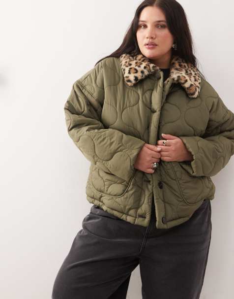 Noisy May Curve faux fur leopard collar detail quilted coat in khaki - view 1