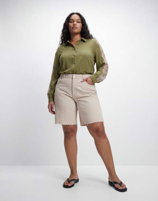 Noisy May Curve high waist bermuda denim shorts in ecru, 10 of 12