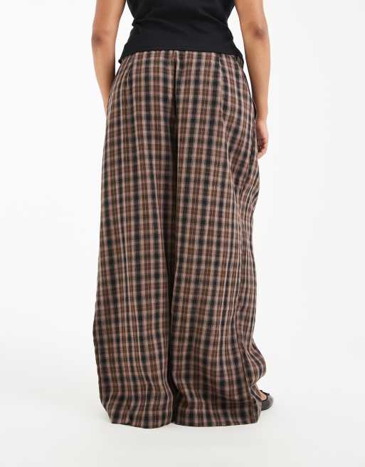 Noisy May Curve high waist wide leg check pants in chocolate check, 2 of 5