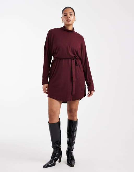 Noisy May Curve – Hochgeschlossenes, gestricktes Pulloverkleid in Burgunderrot mit Bindegürtel, 4 von 4