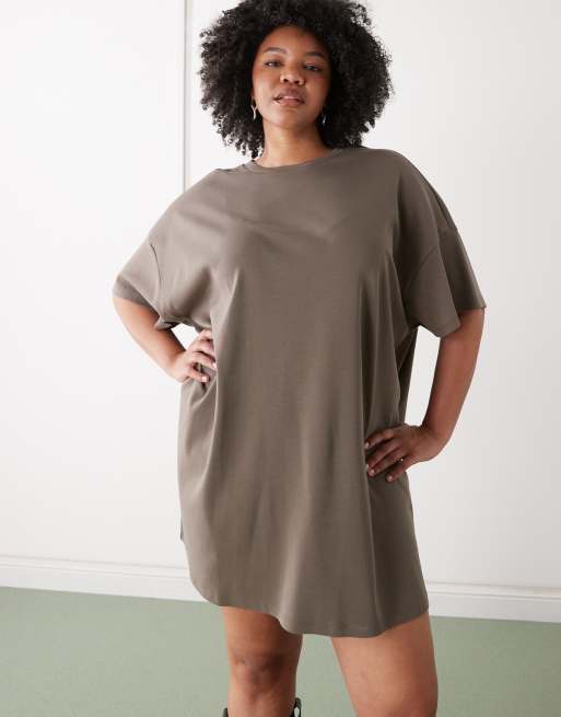 Noisy May Curve – Kastiges T-Shirt-Kleid in Braun, 2 von 4