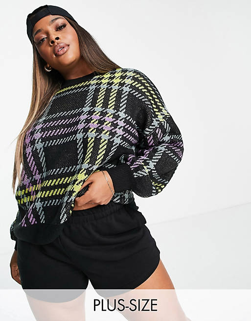 Women Noisy May Curve knitted jumper in mixed black check 
