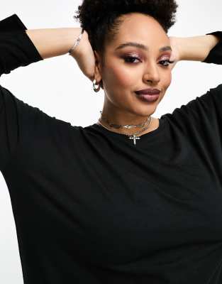 Noisy May Curve Noisy May Curve longline t-shirt in black