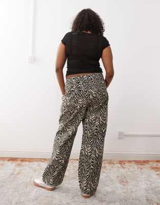 Noisy May Curve Marley Wide Leg Jeans In Black