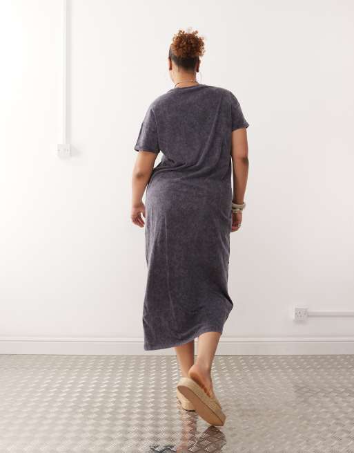 Noisy May Curve - Maxi T-shirtjurk in grijs met wassing, 2 van 4