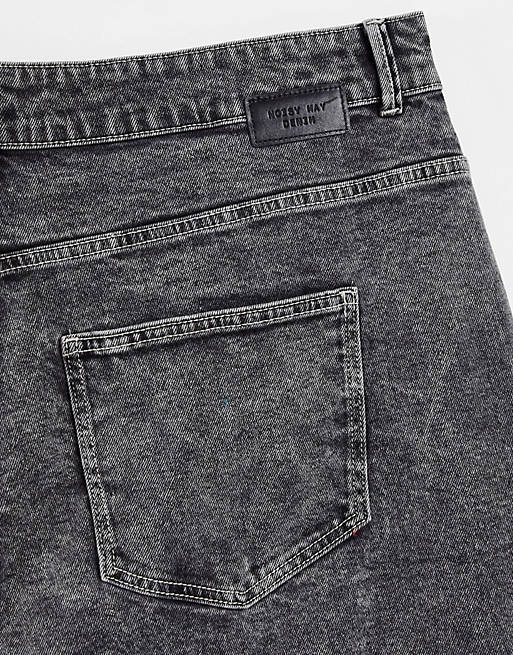  Noisy May Curve mom jeans in grey wash 