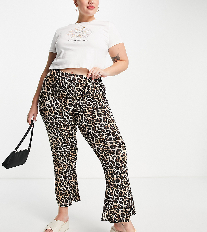 Noisy May Curve organic cotton blend flared pants in leopard print-Multi