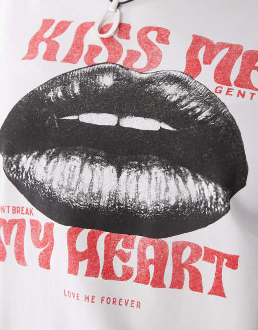 Noisy May Curve oversized t-shirt with kiss me print in white, 3 of 4