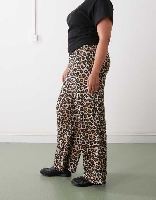 Noisy May Curve - Pantaloni a fondo ampio a coste con stampa leopardata, 2 di 5