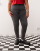 Thumbnail 1 van 5