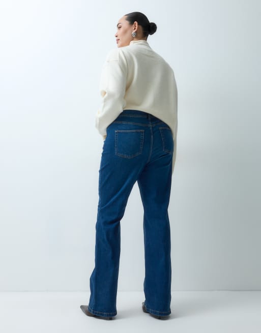 Noisy May Curve Stevie Bootcut-Jeans mit mittlerer Leibhöhe in dunkelblauem Denim, 3 von 5