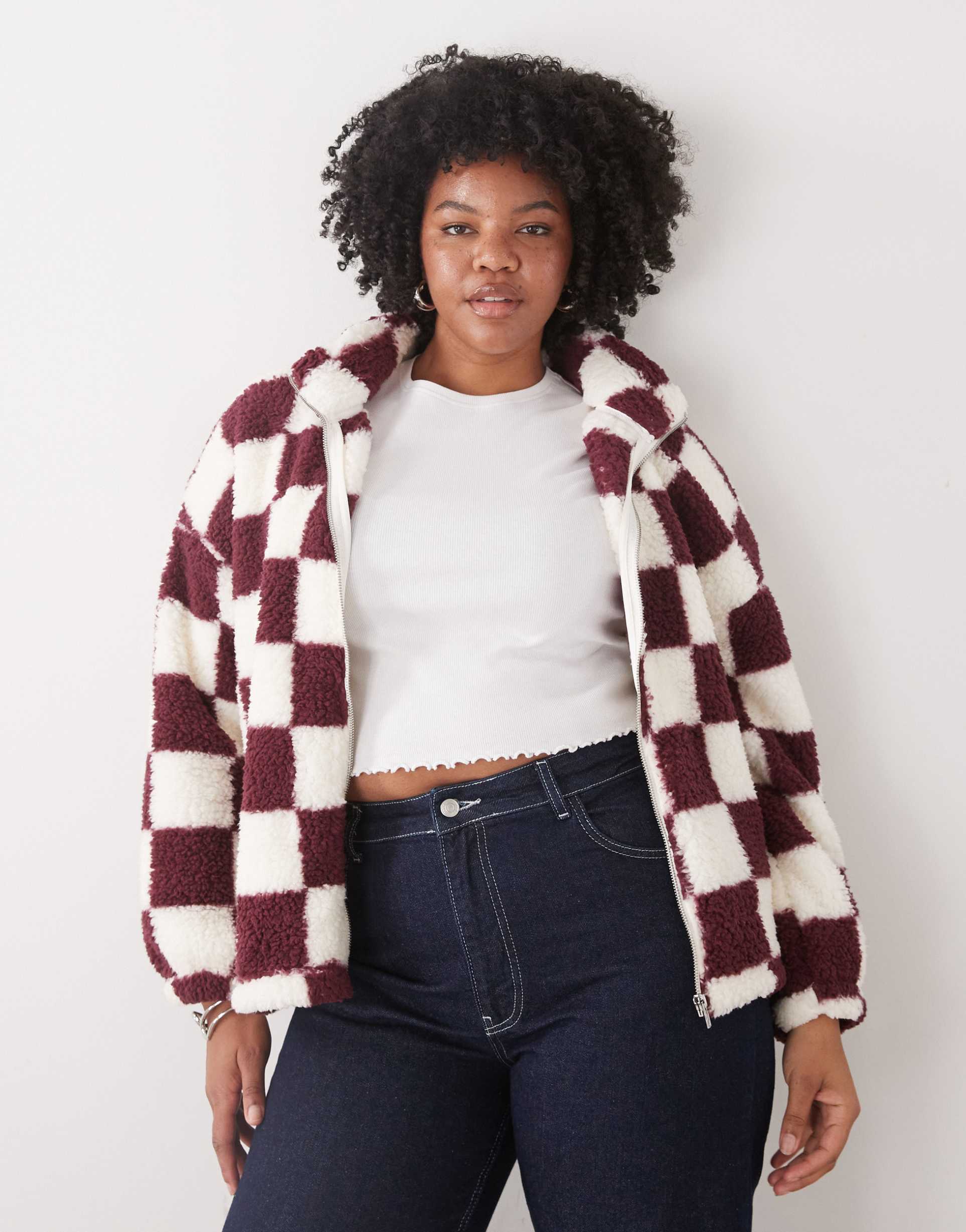 noisy may curve zip through fleece in burgundy checkerboard