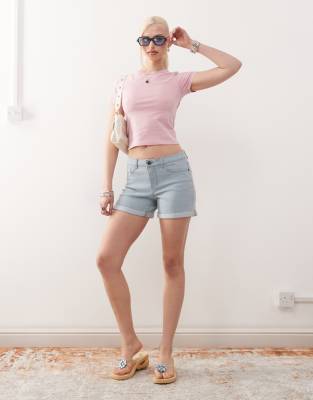 Debby denim shorts in light wash blue