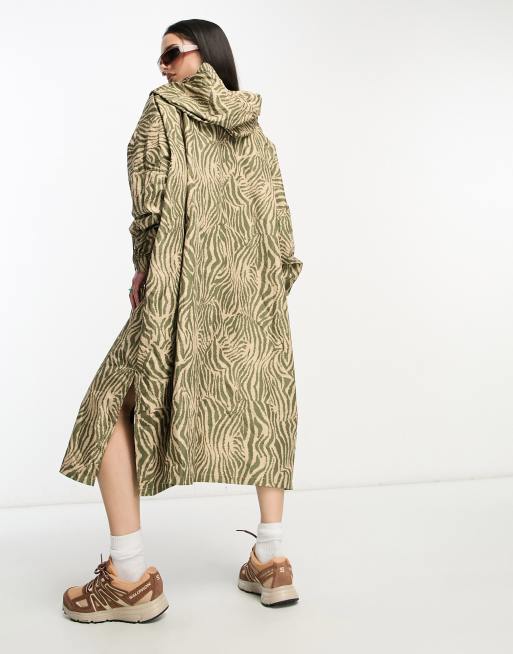 Noisy May Droplets Poncho de pluie long à imprimé zèbre