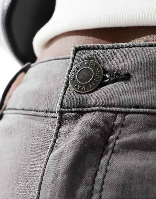 Noisy May – Ella – Jeans in grauer Waschung mit hohem Bund und engem Schnitt, 2 von 4