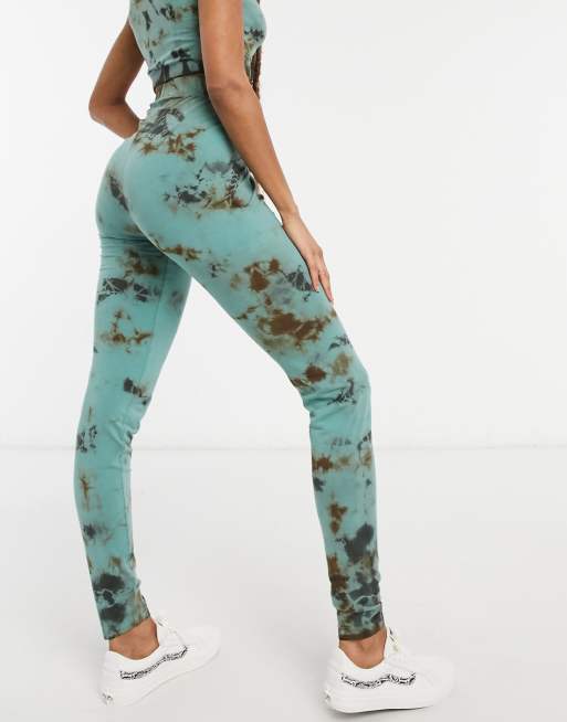 Noisy May exclusive leggings co-ord in green and black tie dye, 2 of 4