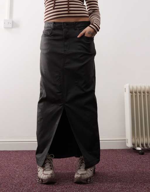 Noisy May faux leather maxi skirt with front slit in black, 2 of 5