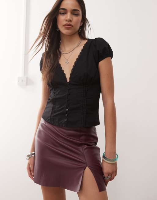 Noisy May faux leather mini skirt with slit in burgundy, 4 of 5