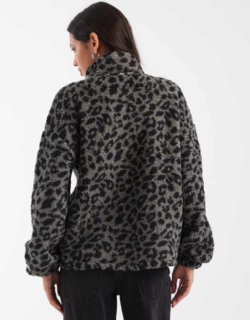 Noisy May Fleecejacke mit Reißverschluss in Grau mit Leopardenmuster, 2 von 4