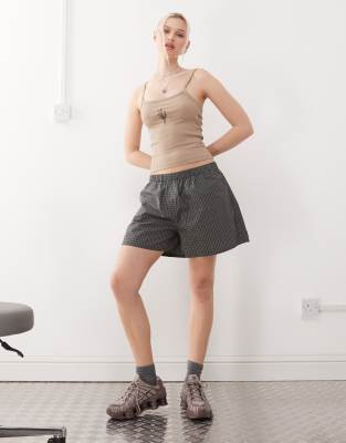 Noisy May - Geripptes Trägertop in Beige mit Kaktusstickerei-Neutral