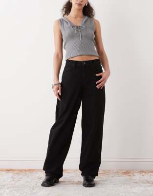 Noisy May Hazel Barrel Leg Jeans In Black