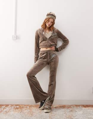 high waisted velour pants in mink - part of a set-Brown