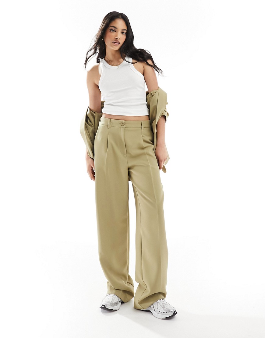 Noisy May high waisted wide leg tailored trouser- co-ord in sand-Brown