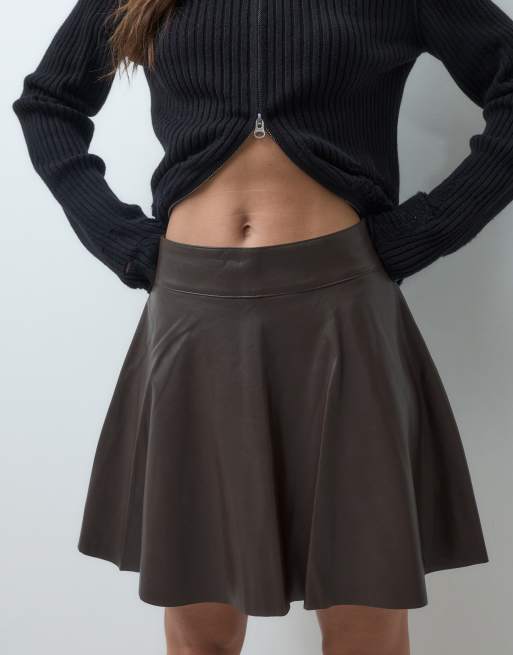 Noisy May high wasted faux leather skirt in brown, 3 of 5