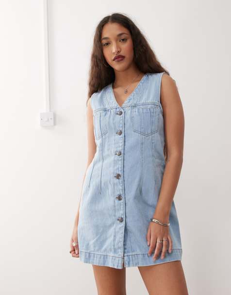 Noisy May – Jeans-Minikleid in hellblauer Waschung mit Westenoberteil - view 1