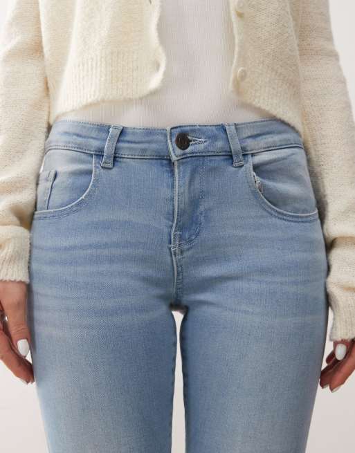 Noisy May Jen push up jeans in light blue wash, 5 of 5