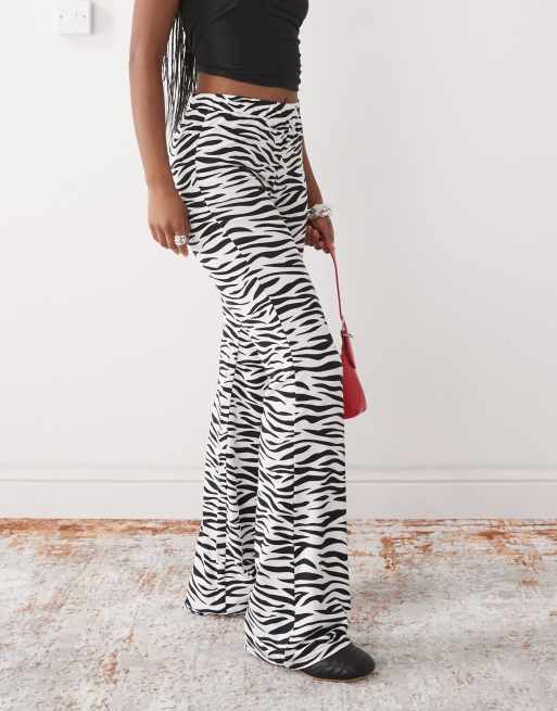 Noisy May jersey flare trouser in zebra